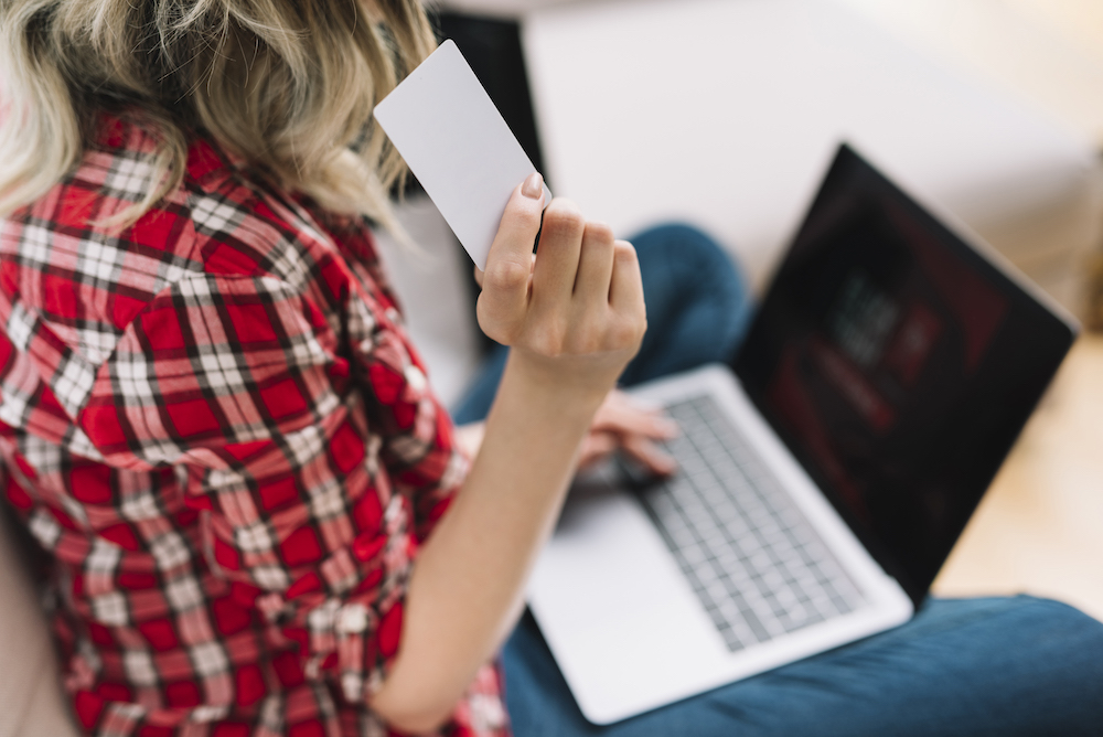 Fałszywe sklepy internetowe – jak dochodzić swych praw?