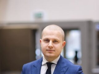 Adw. Michał Kutrowski