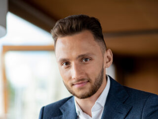 Adw. Tomasz Smoliński