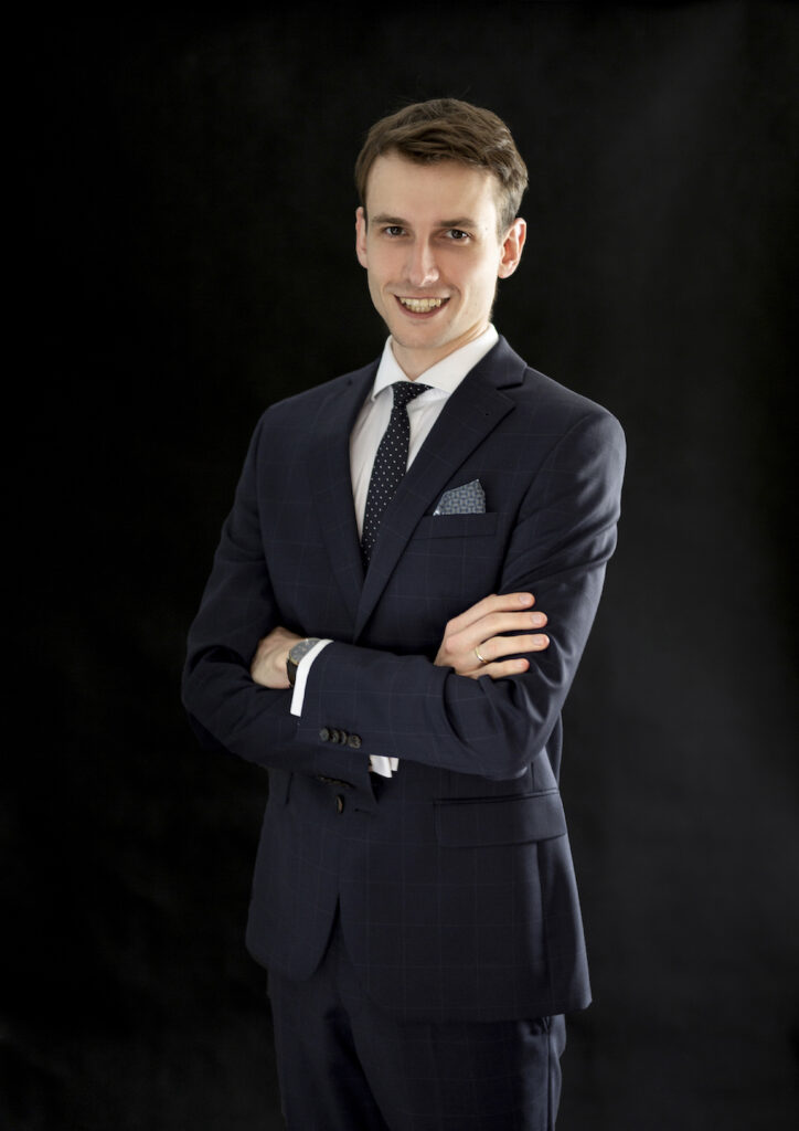 Adw. Jakub Bobak