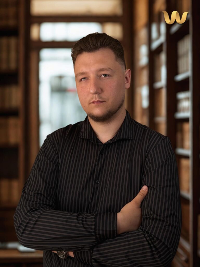 Adw. Damian Witt