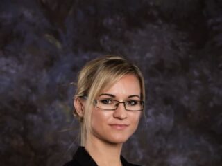 Adw. Joanna Knopik