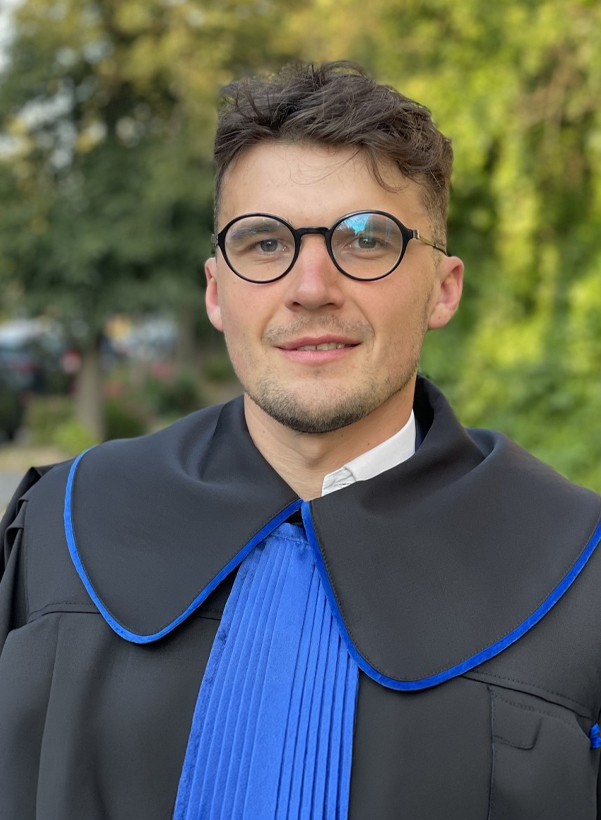R. pr. Maciej Majda